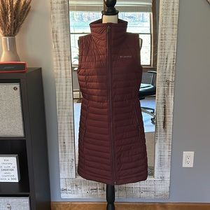 Columbia size M burgundy vest